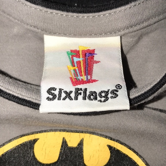 Batman Onesie | 18 Months - Picture 2 of 5